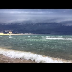 Meet your Posher, Cari